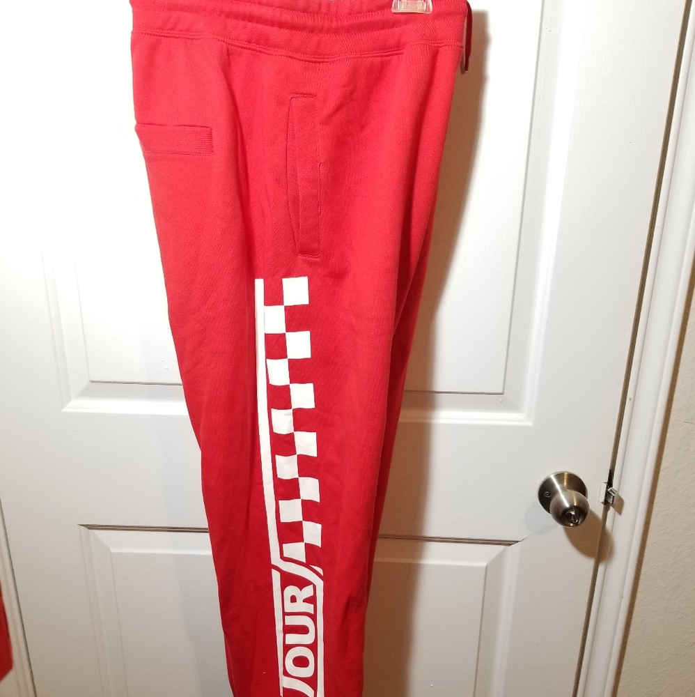 Justin Bieber Stadium World Tour 2017 Red Sweatpants Joggers Pants NEW Rare  XL
